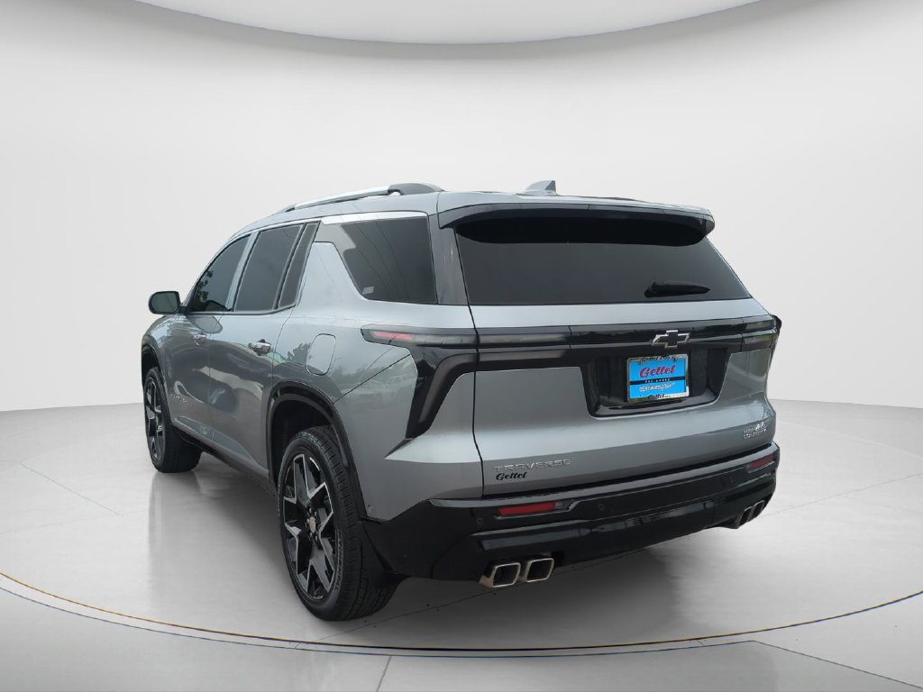Used 2025 Chevrolet Traverse High Country FWD image 7