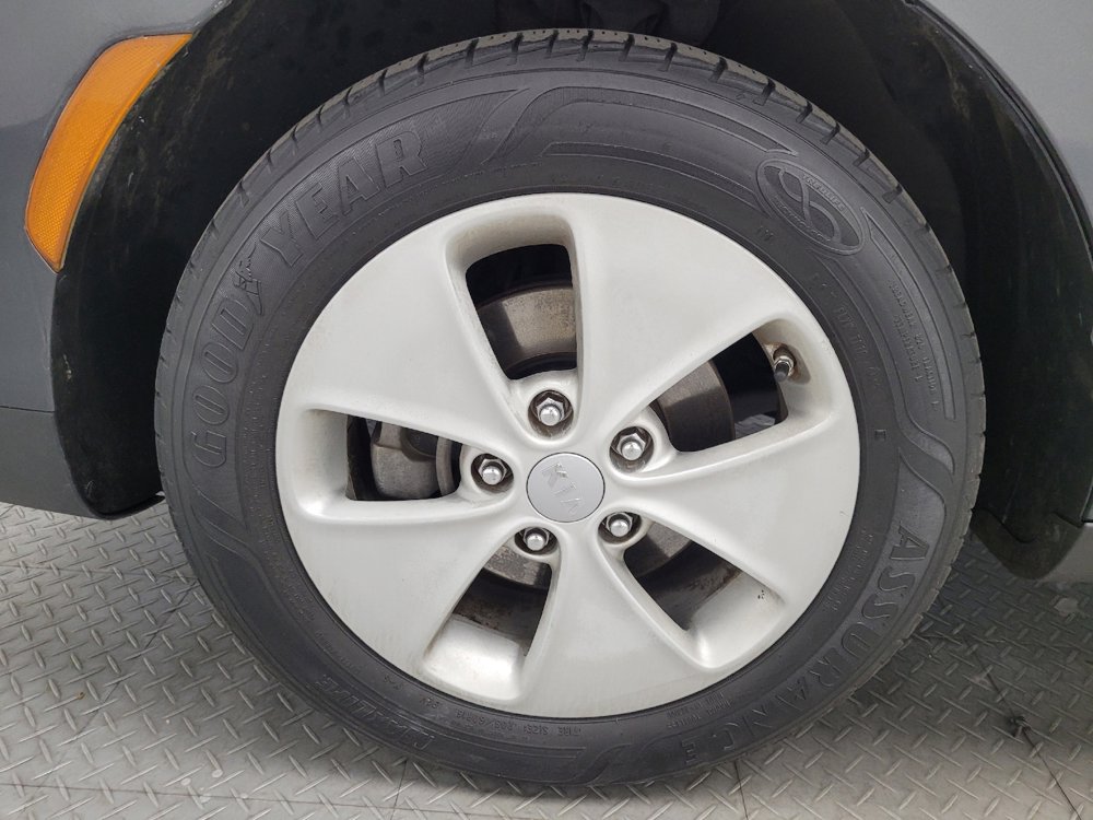 Used 2022 Kia Soul LX FWD image 31