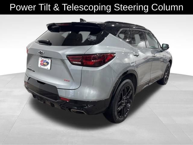 Used 2023 Chevrolet Blazer RS w/ Driver Confidence II Package image 7