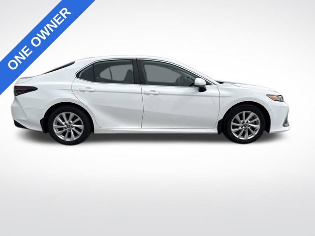 Used 2023 Toyota Camry LE image 2