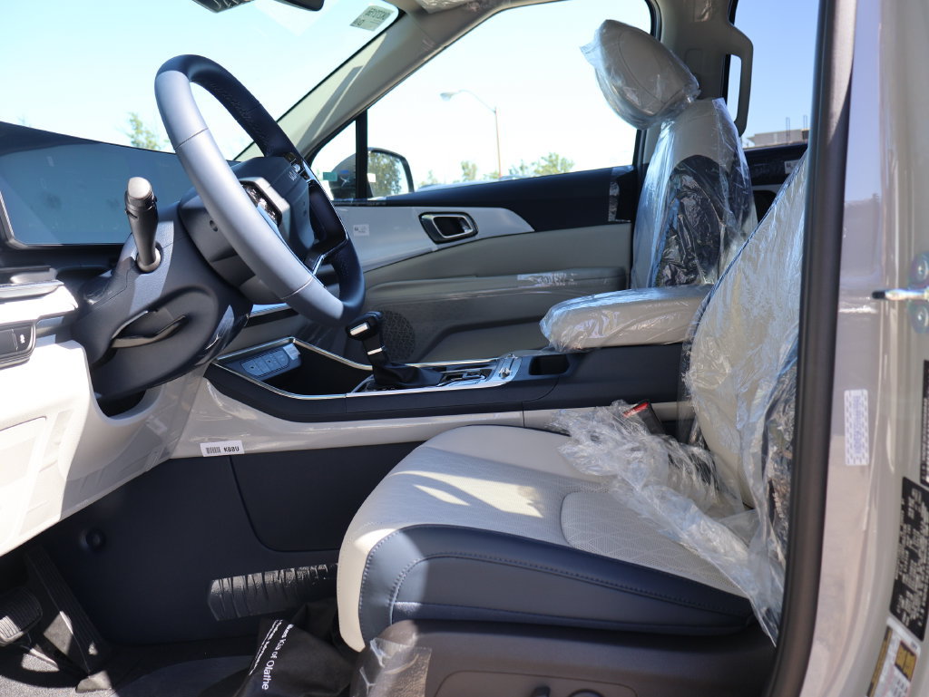 New 2027 Kia Carnival SX FWD image 17