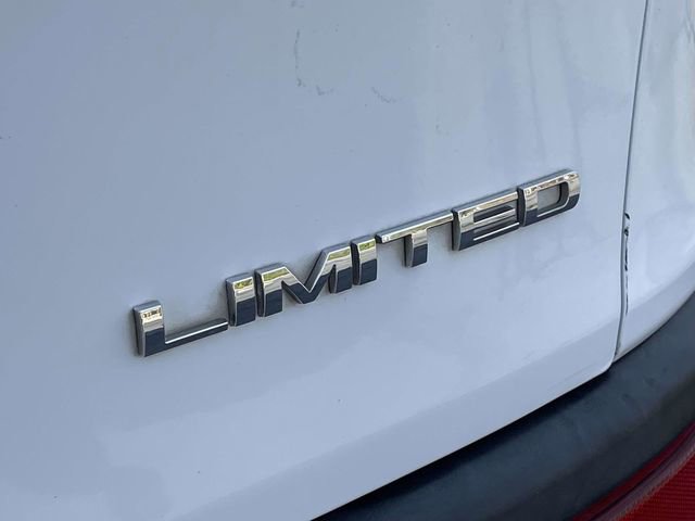 Used 2016 Jeep Cherokee Limited image 12