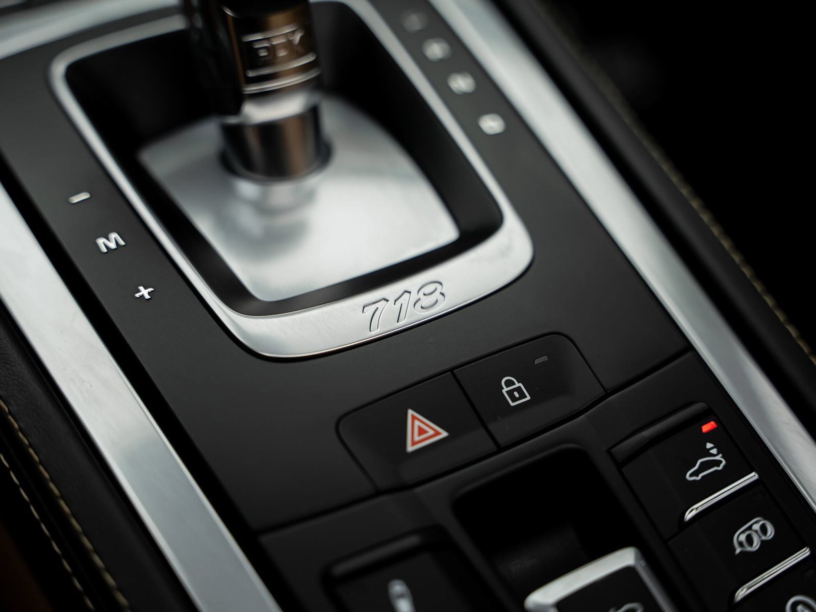 Used 2022 Porsche 718 Boxster RWD image 49