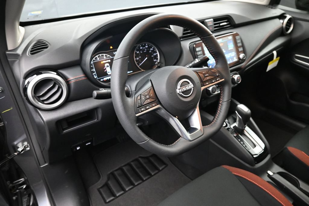 Certified 2025 Nissan Versa SR w/ Trunk Package FWD image 20