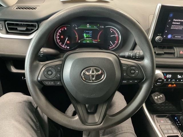 Used 2024 Toyota RAV4 XLE AWD/4WD image 13