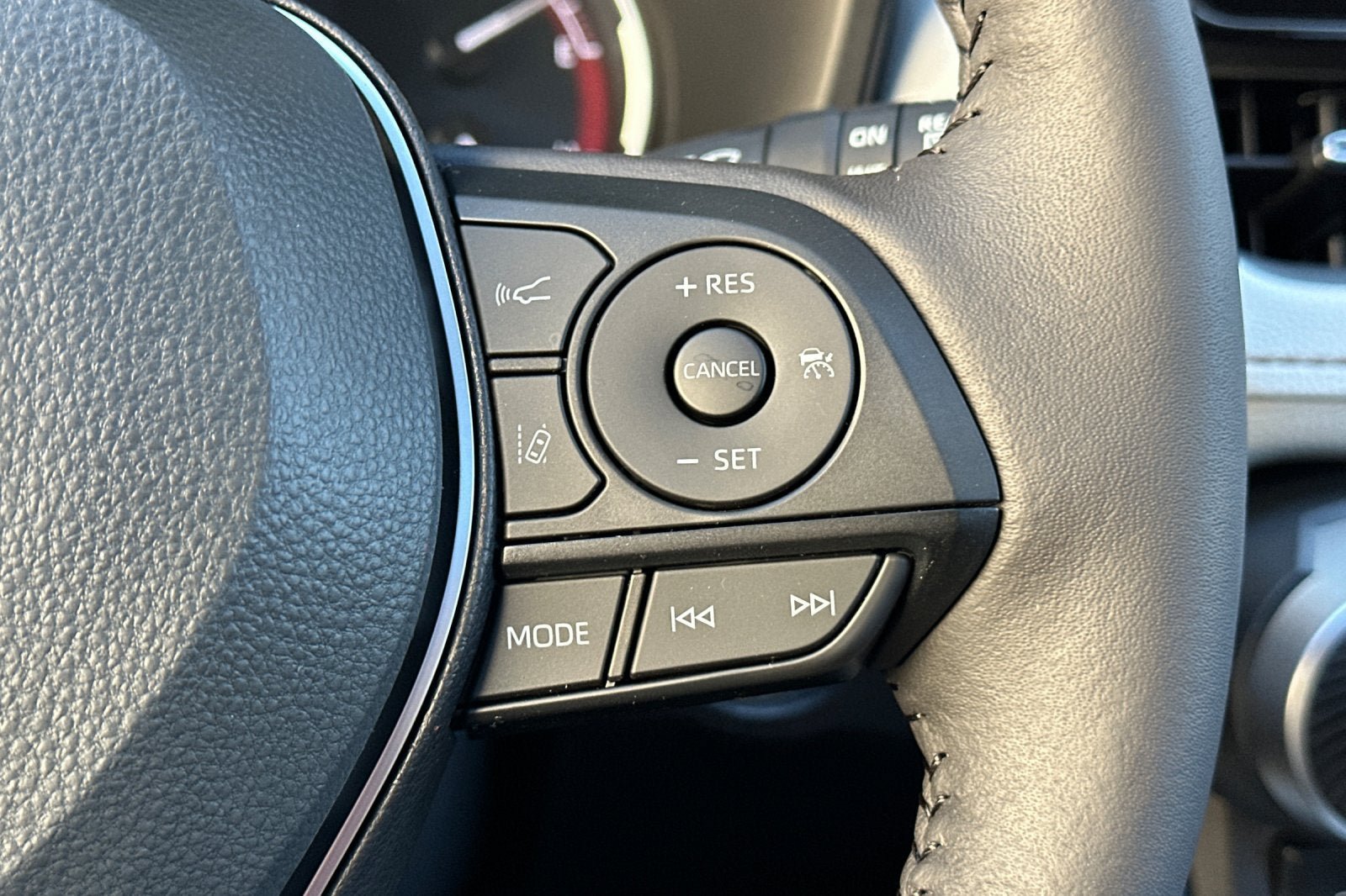 New 2025 Toyota RAV4 XLE Premium FWD image 27