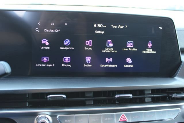 Used 2024 Kia Telluride LX FWD image 24