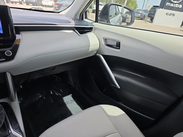 Used 2024 Toyota Corolla Cross L FWD image 10