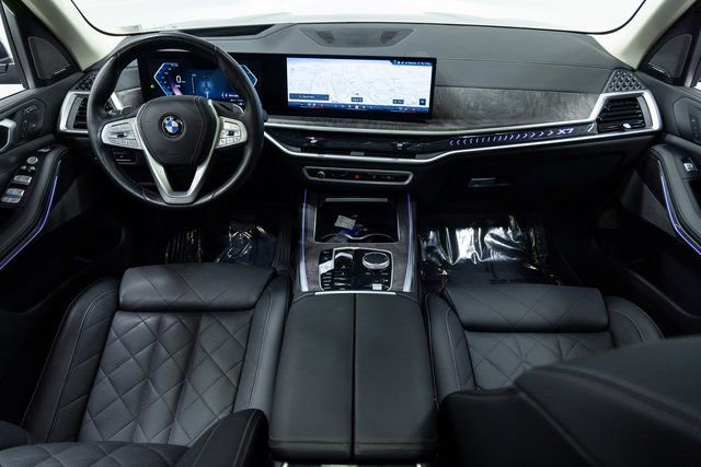 Certified 2024 BMW X7 xDrive40i image 21