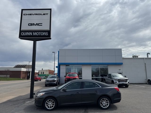 Used 2014 Chevrolet Malibu LT w/ Power Convenience Package image 2