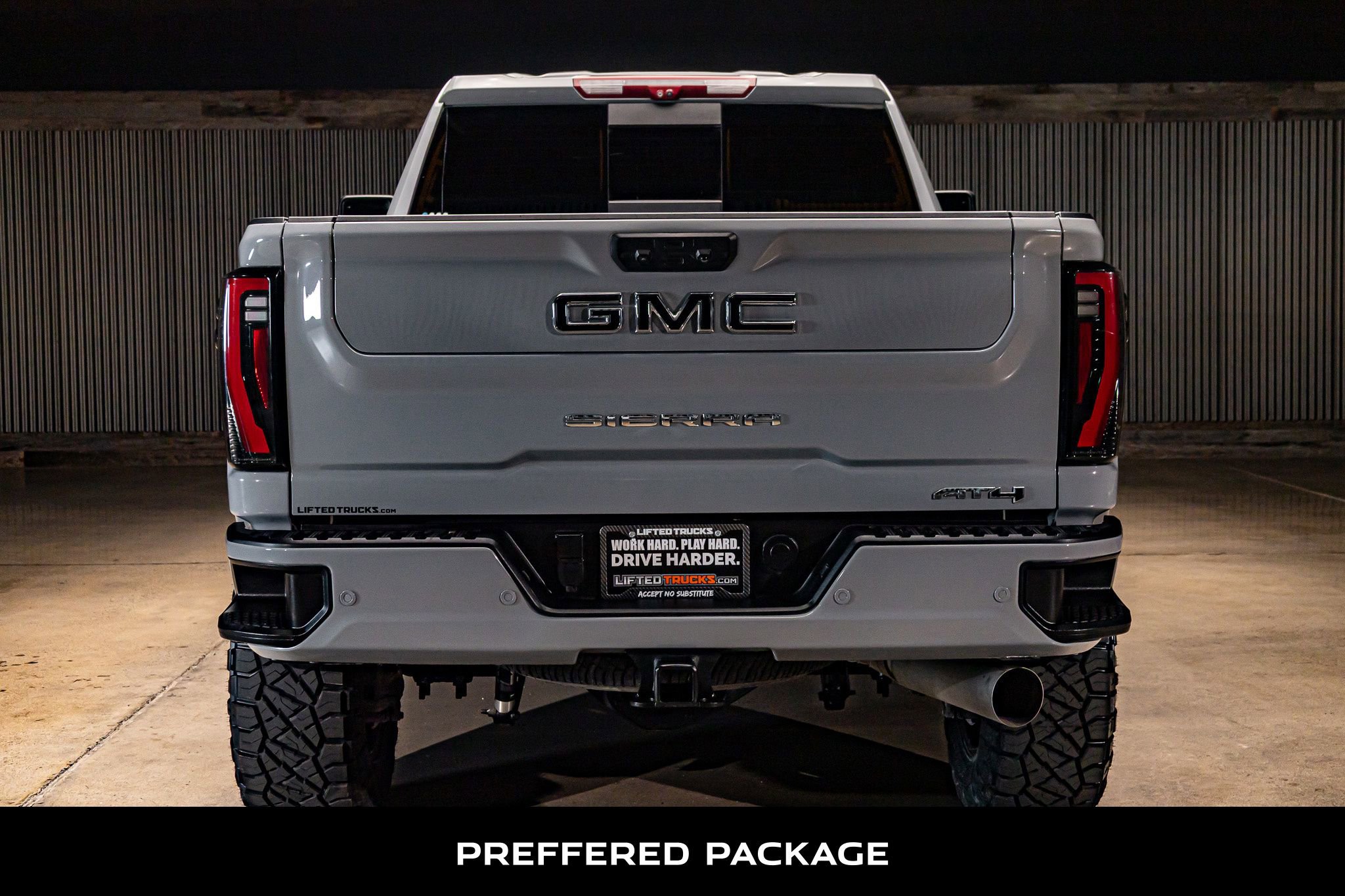 Used 2024 GMC Sierra 3500 AT4 w/ AT4 Premium Plus Package image 8