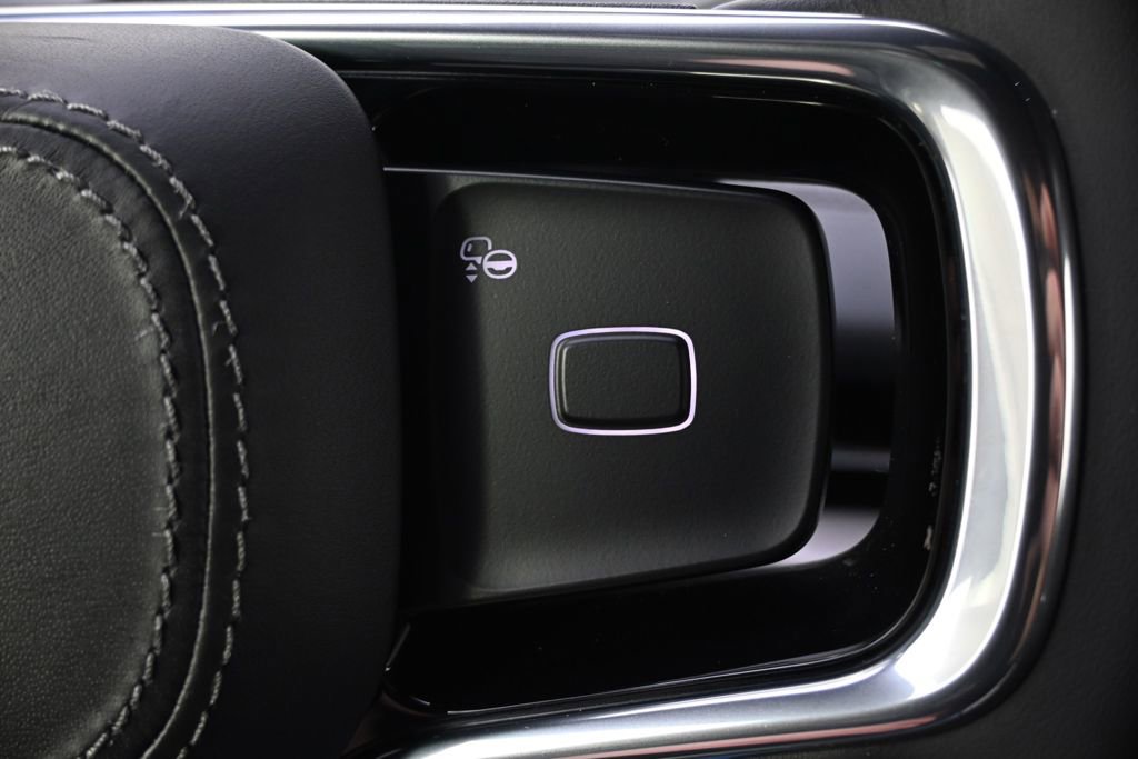 New 2026 Lincoln Navigator L Reserve w/ Jet Appearance Package image 31