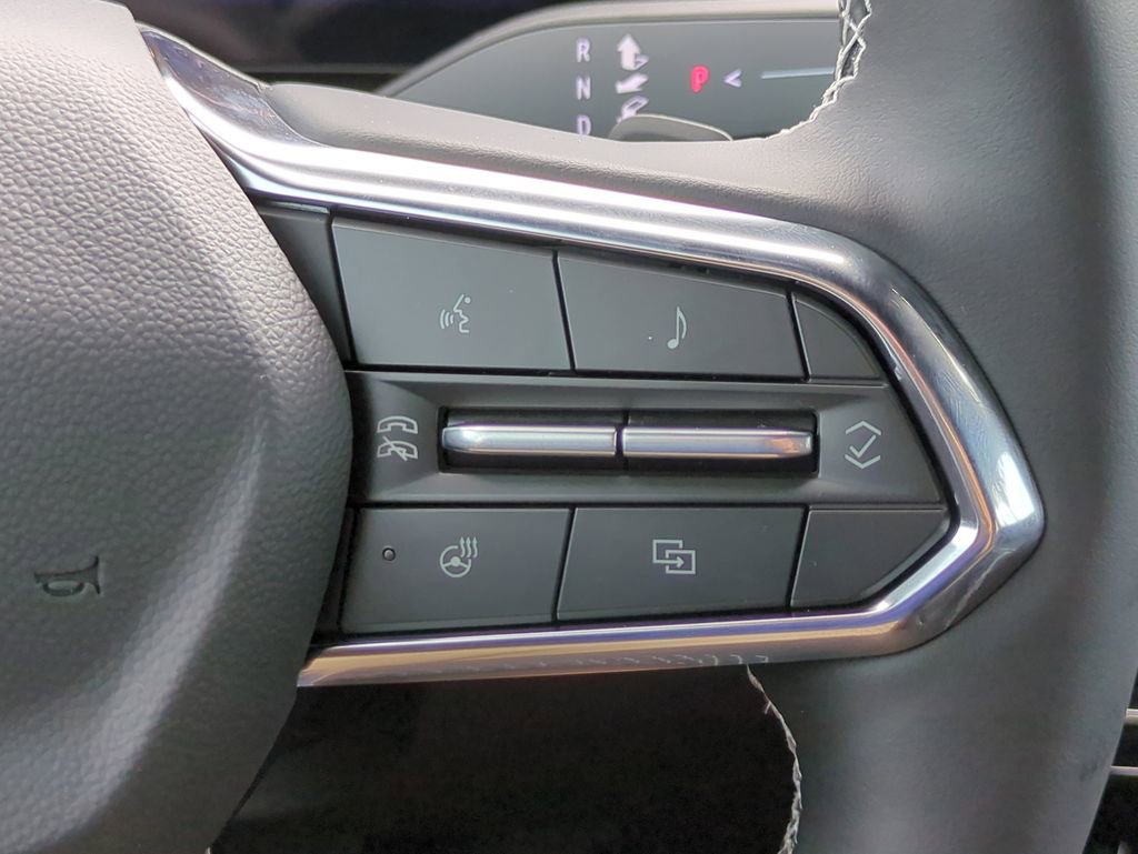 New 2025 Chevrolet Traverse LT w/ Enhanced Driving Package image 25