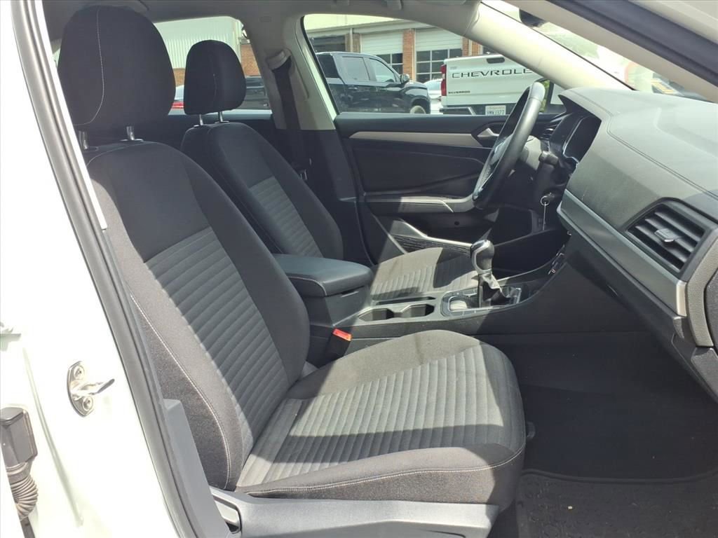Used 2022 Volkswagen Jetta S image 29