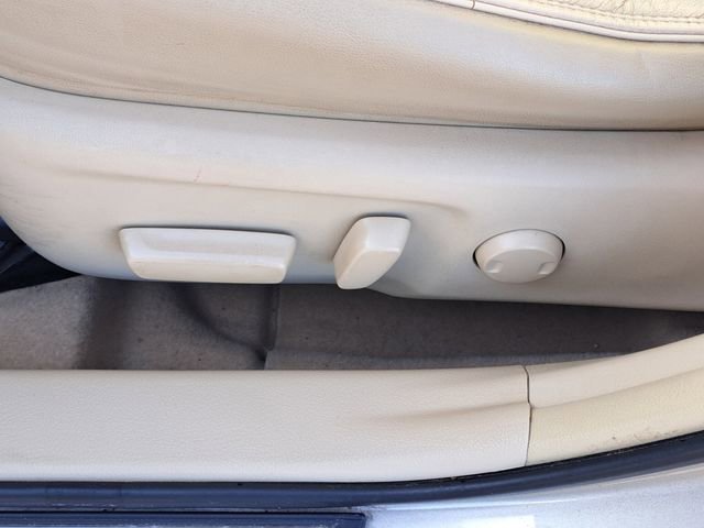 Used 2015 Toyota Camry XLE image 6