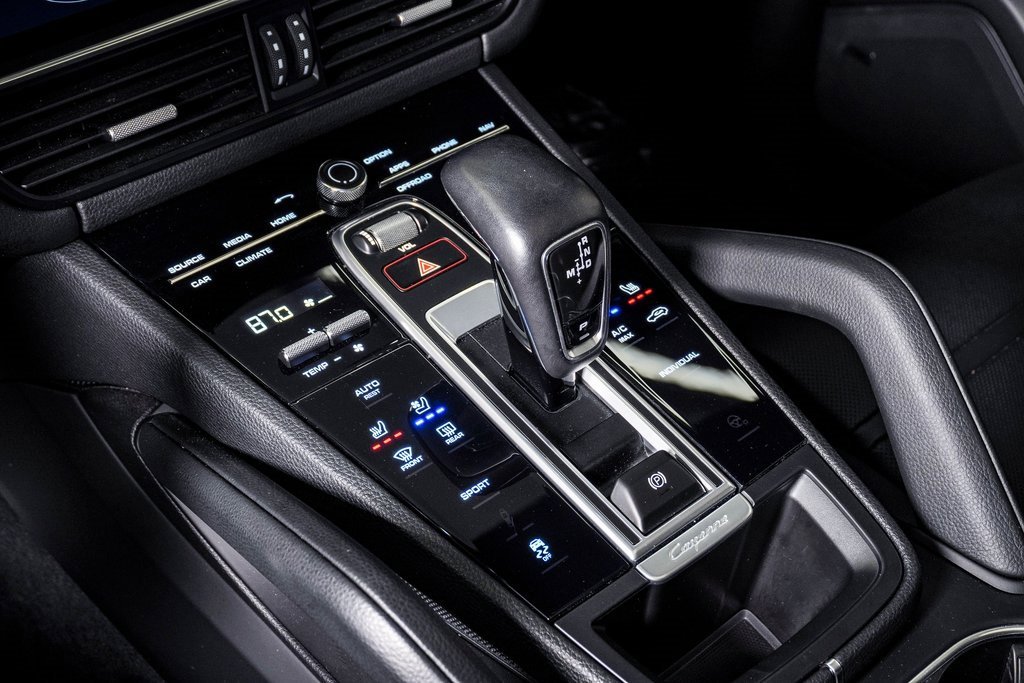 Certified 2022 Porsche Cayenne image 24