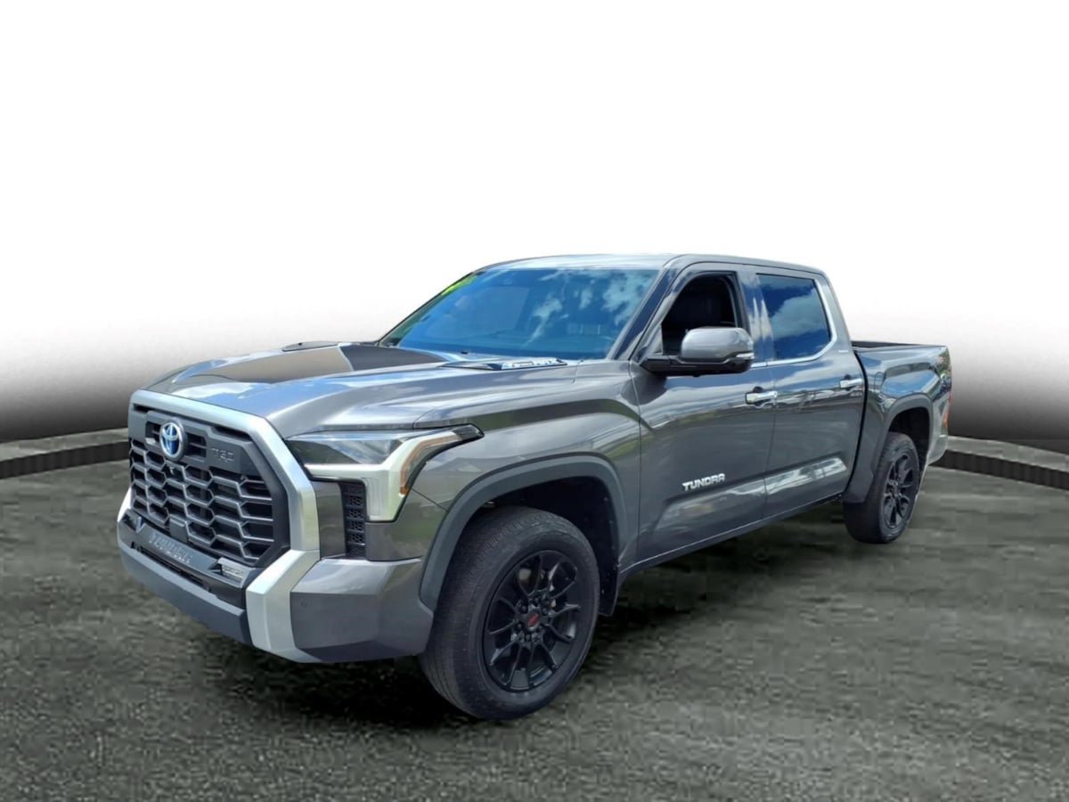 Used 2022 Toyota Tundra Limited w/ TRD Off-Road Package AWD/4WD image 5