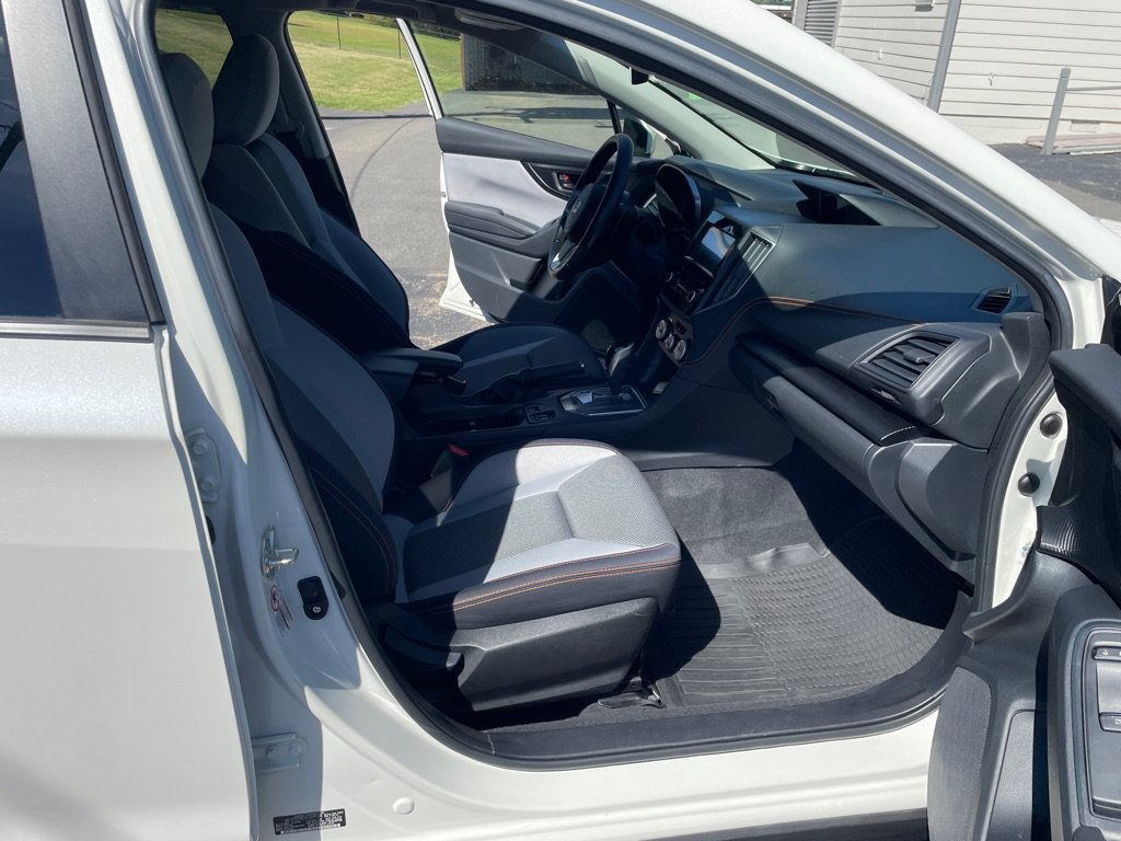 Used 2020 Subaru Crosstrek 2.0i Premium w/ Moonroof Package 1 AWD/4WD image 22