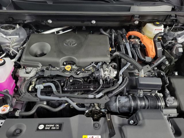 Used 2025 Toyota RAV4 XLE image 13