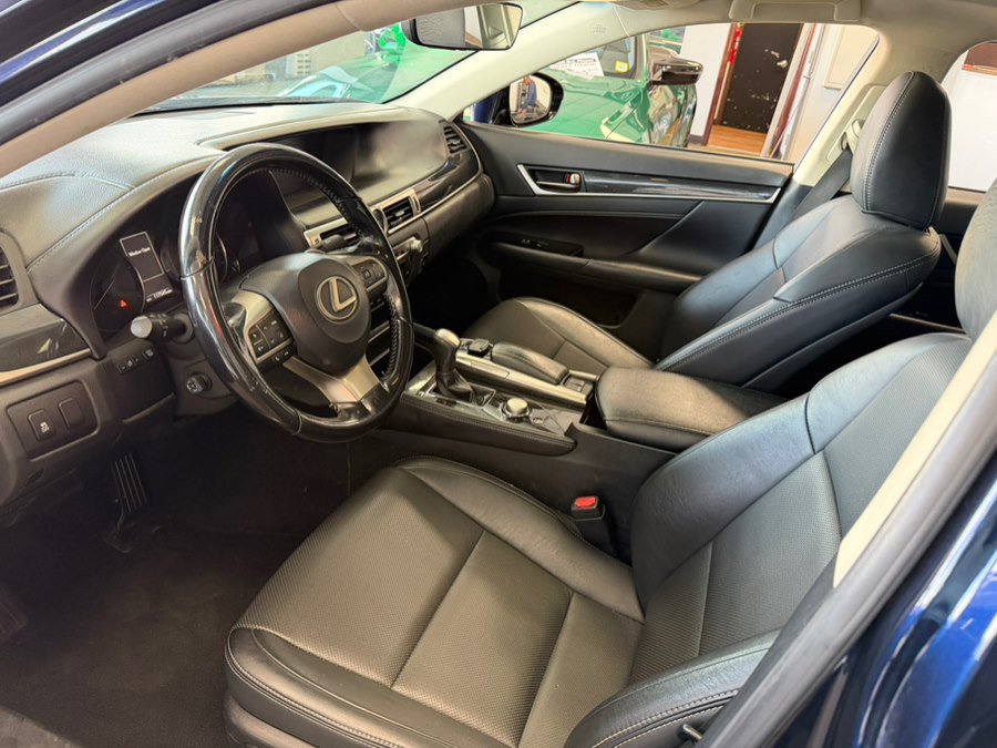Used 2016 Lexus GS 200t image 17