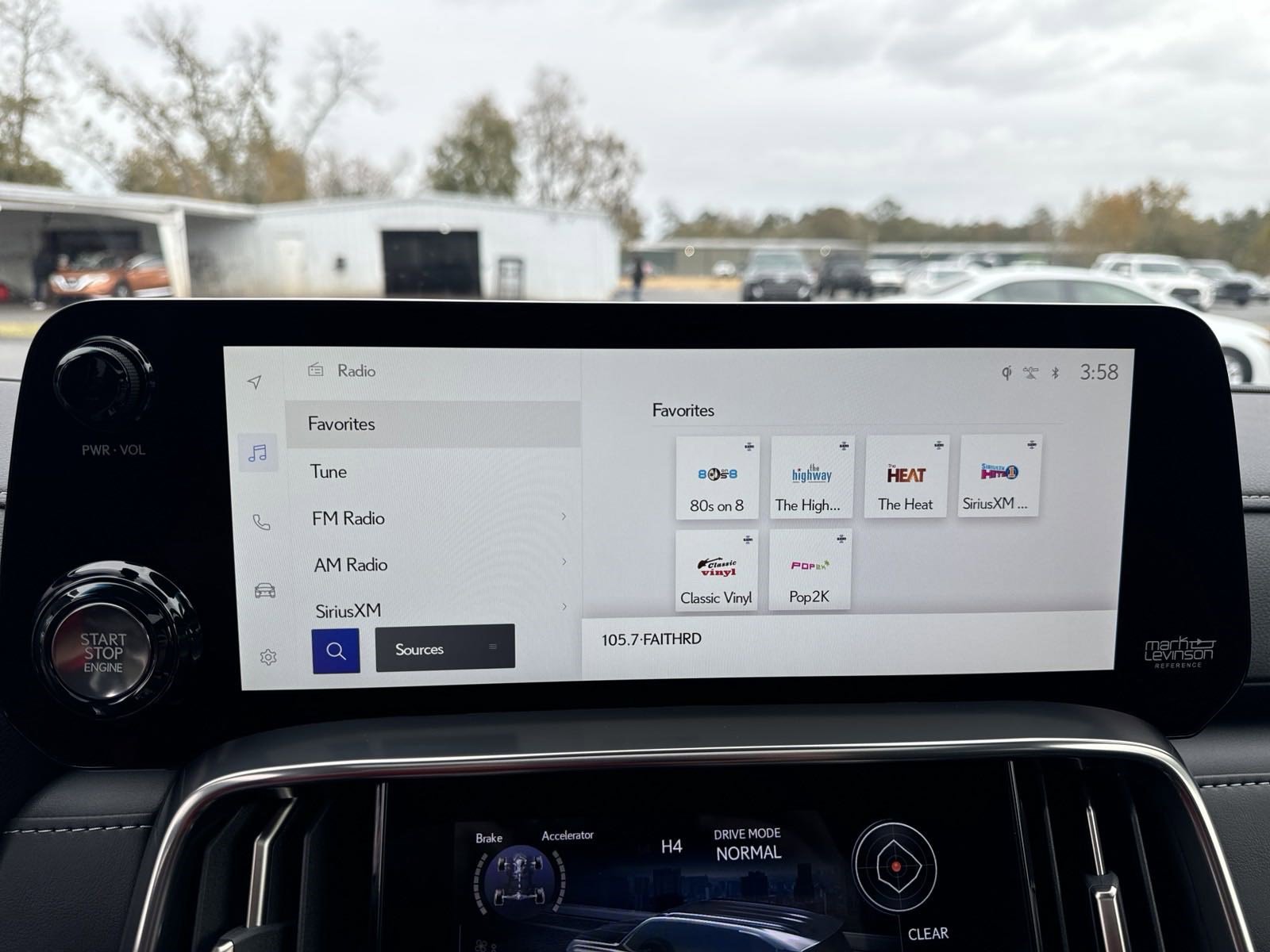 Used 2024 Lexus LX 600 F Sport image 19