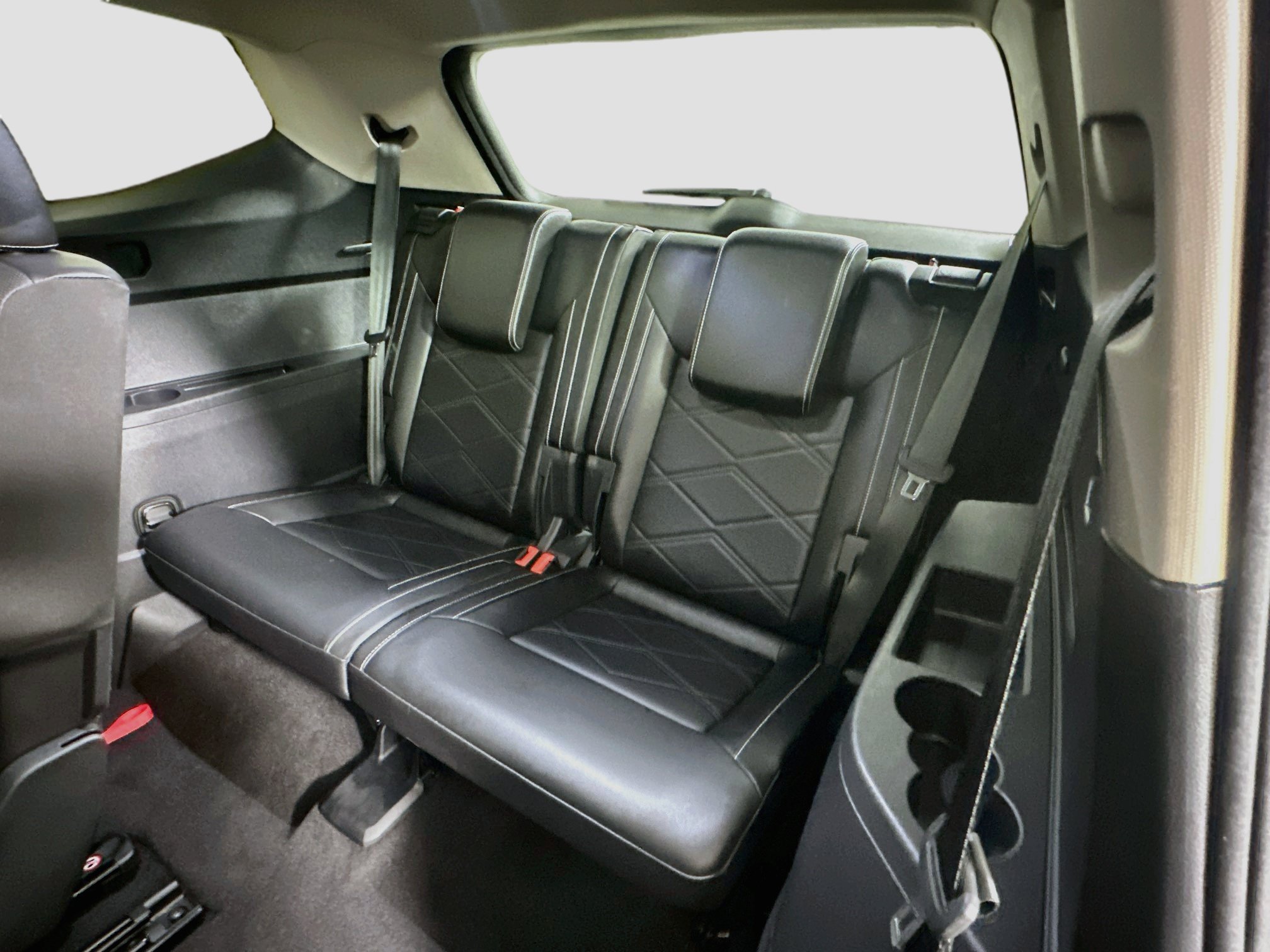 Used 2024 Volkswagen Atlas SE FWD image 30