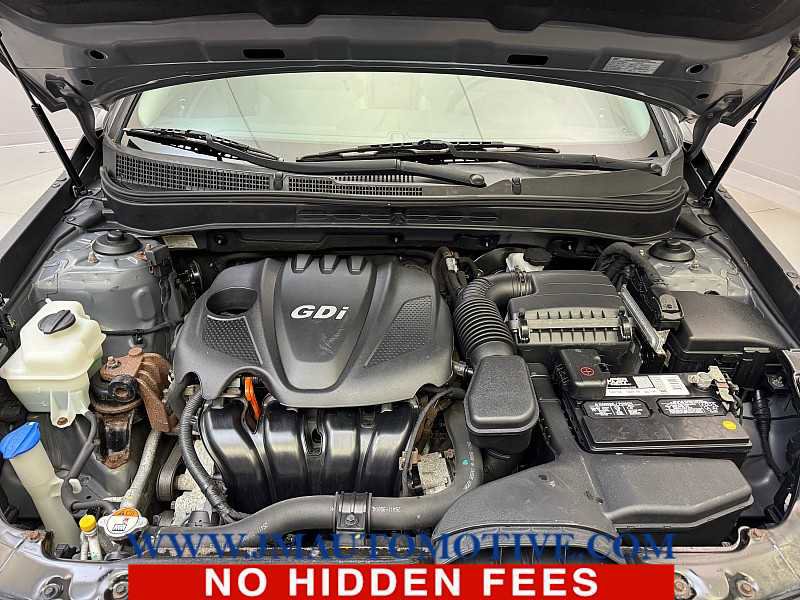 Used 2013 Hyundai Sonata SE w/ Navigation & Sunroof Pkg image 9