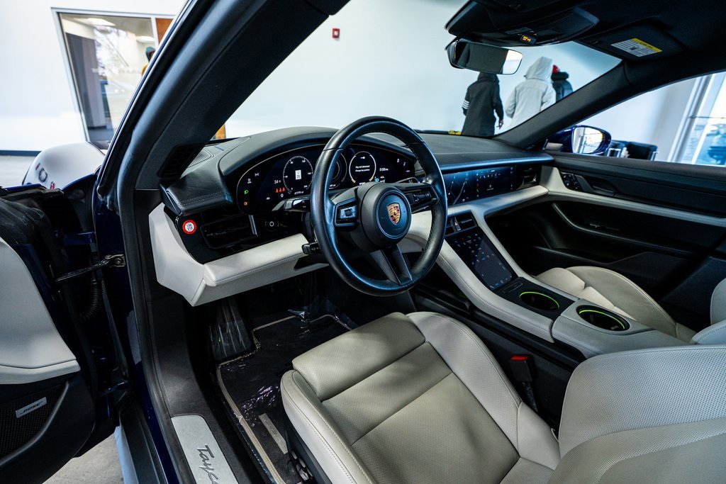 Used 2021 Porsche Taycan 4S image 34