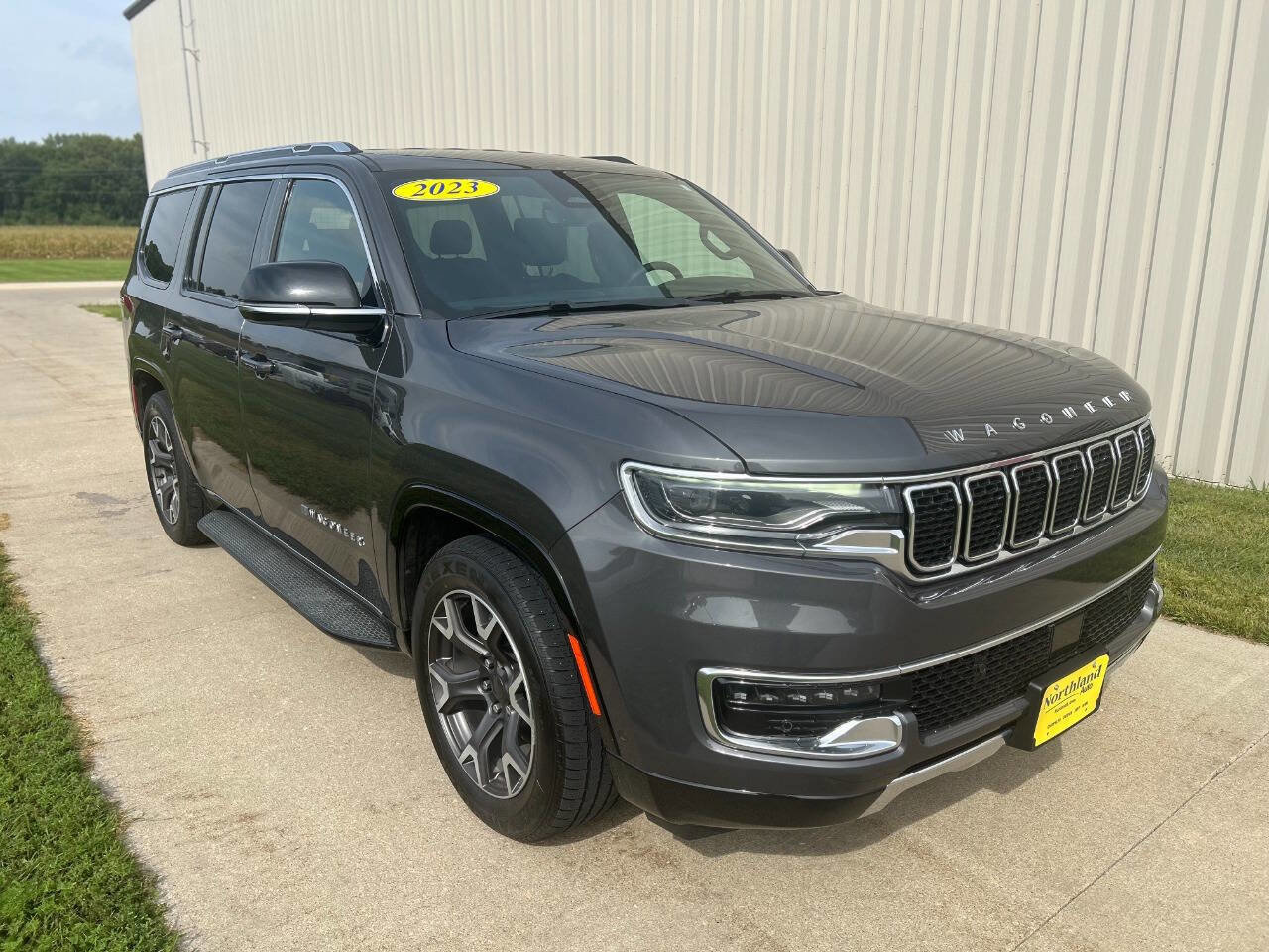 Used 2023 Jeep Wagoneer Series III w/ Preferred Equipment Group