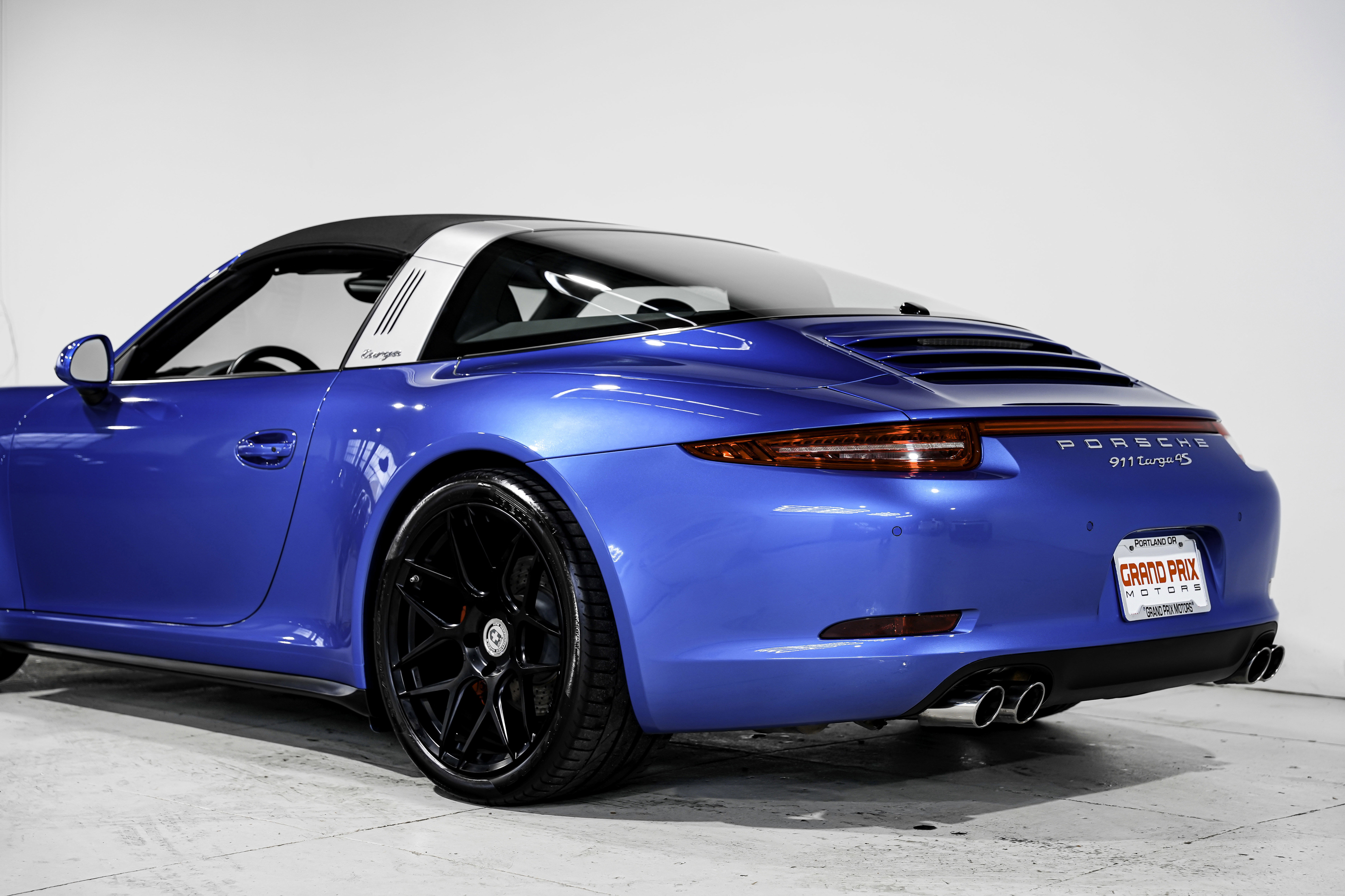 Used 2016 Porsche 911 Targa 4S AWD/4WD image 34