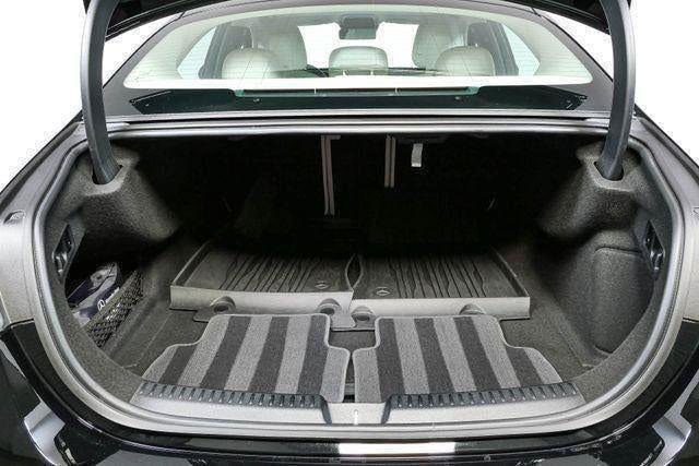 Used 2025 Mercedes-Benz E 350 Sedan image 26