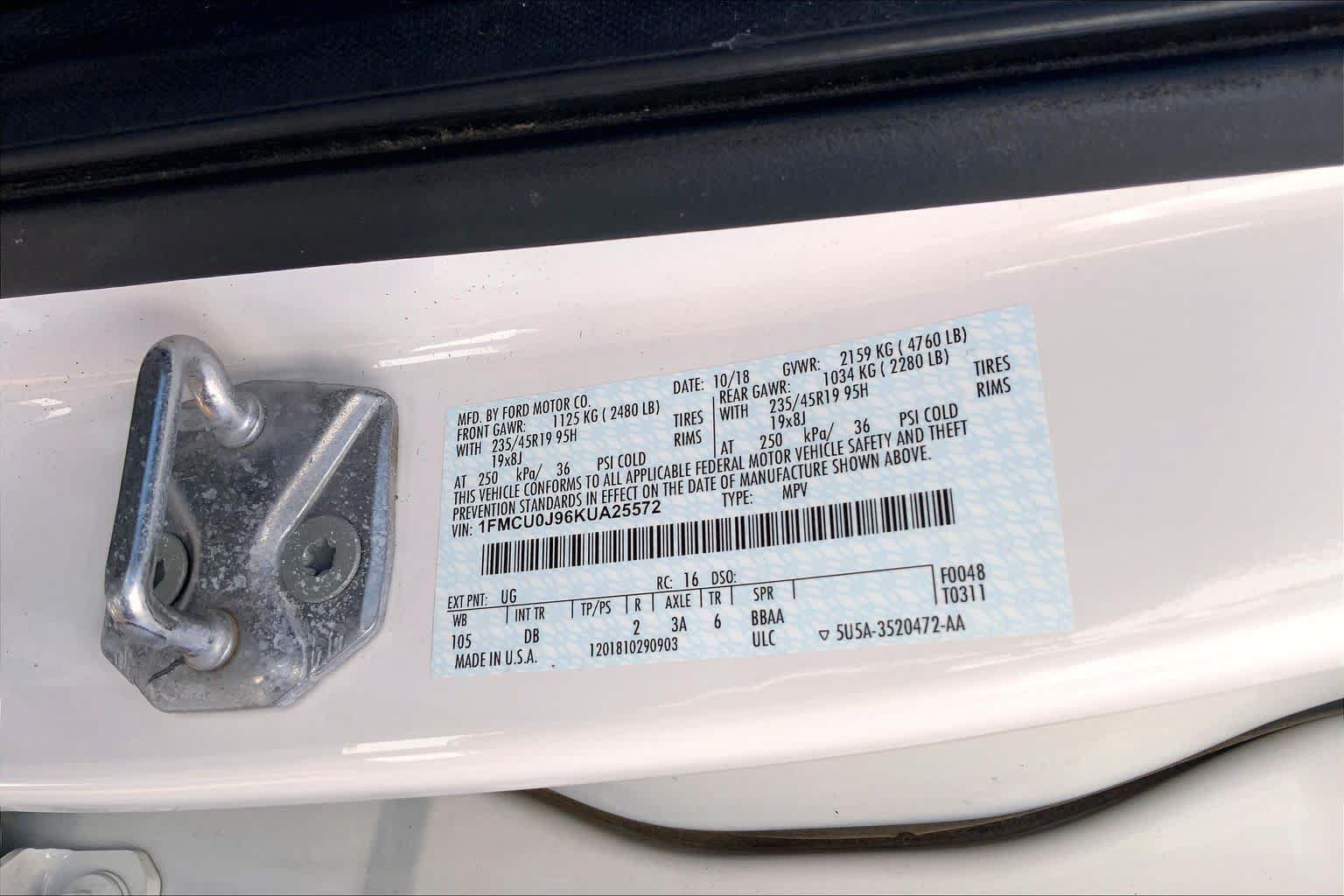 Used 2019 Ford Escape Titanium FWD image 37