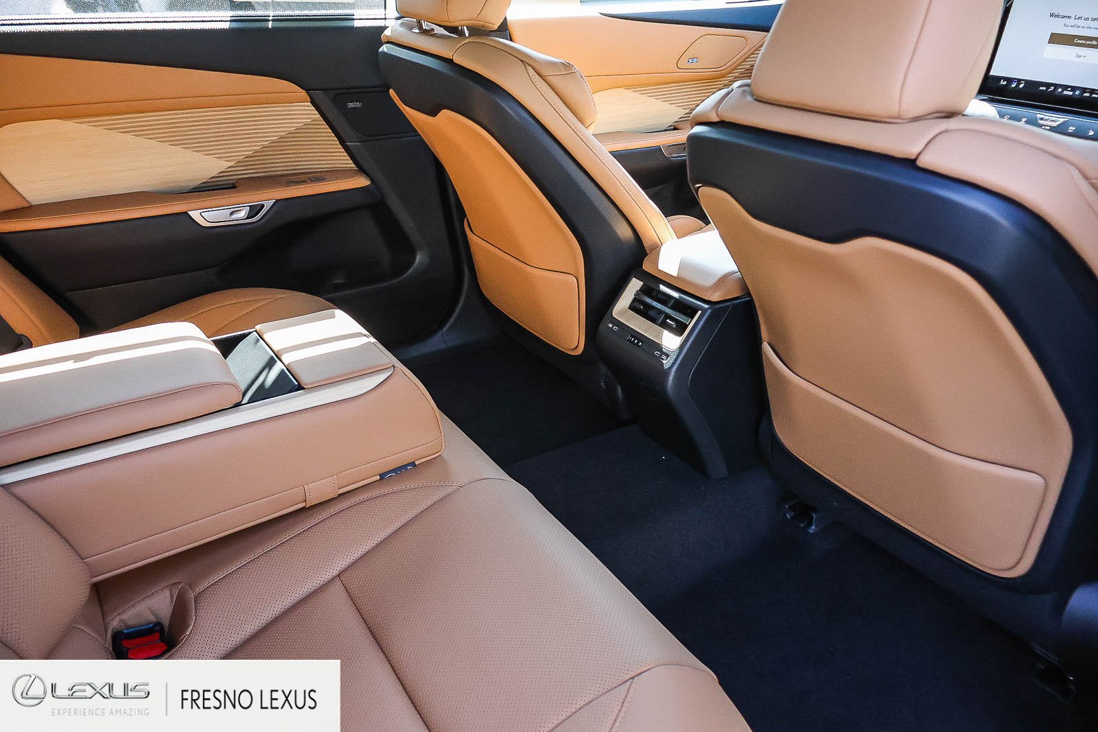 New 2026 Lexus ES 350e w/ Cold Area Package FWD image 13