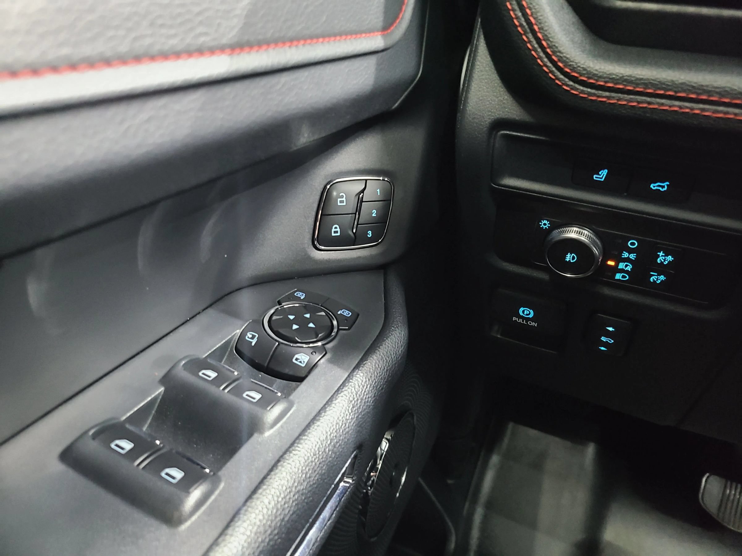 Used 2022 Ford Expedition Max Limited AWD/4WD image 29