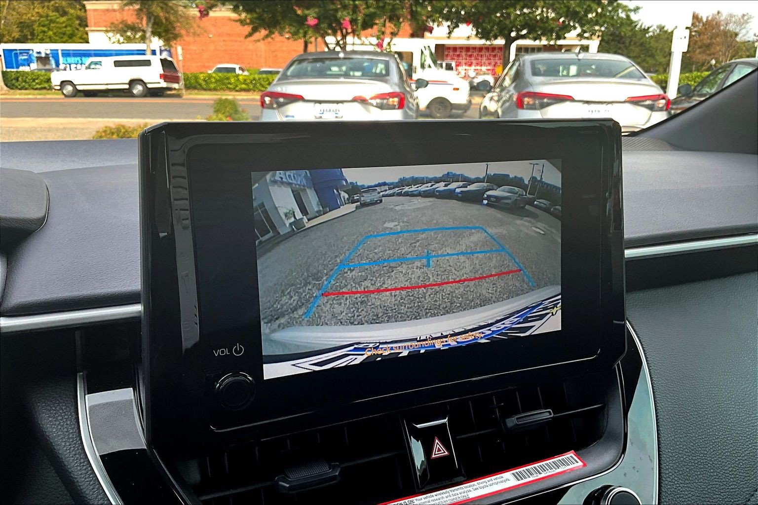 Used 2025 Toyota Corolla SE FWD image 22