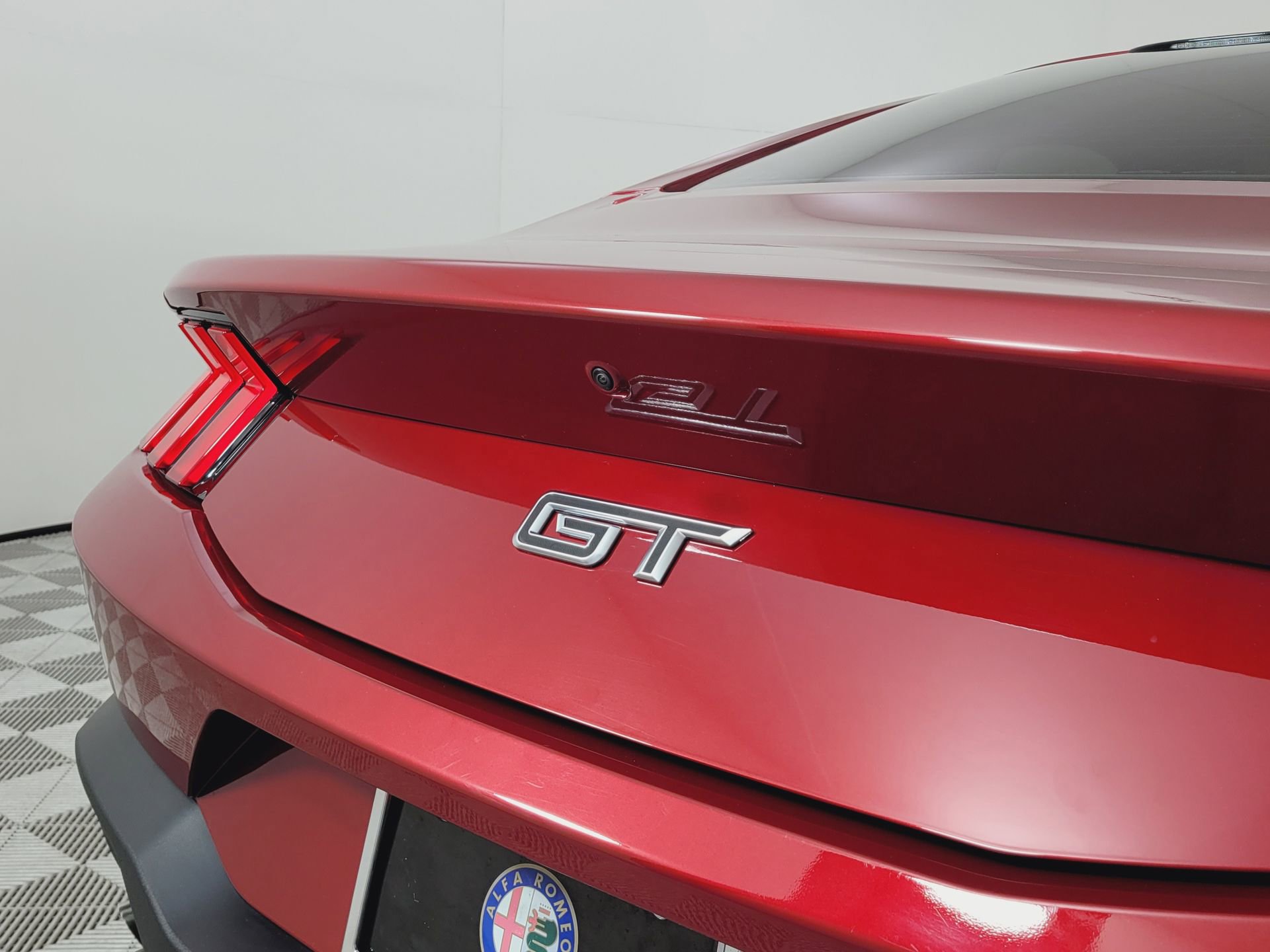 Used 2024 Ford Mustang GT Premium image 8