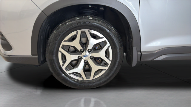 Used 2022 Subaru Forester Premium AWD/4WD image 26