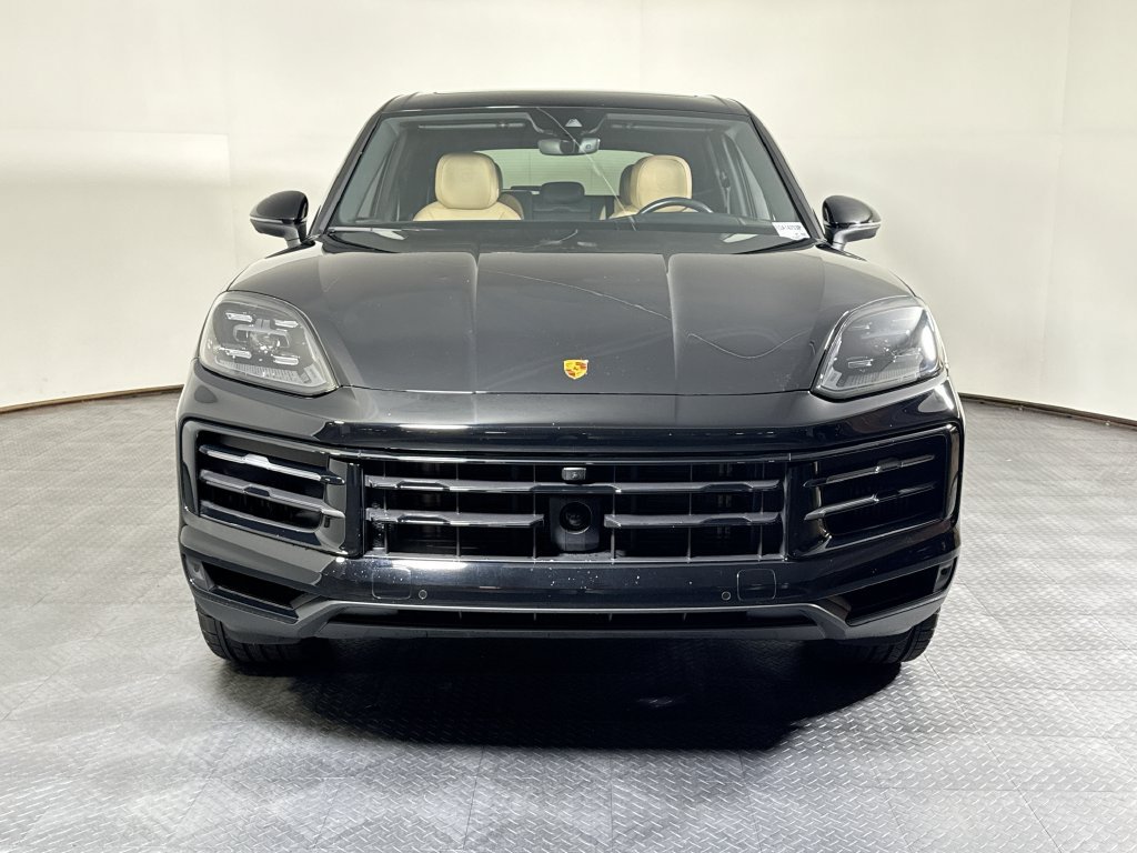 Certified 2024 Porsche Cayenne AWD/4WD image 10