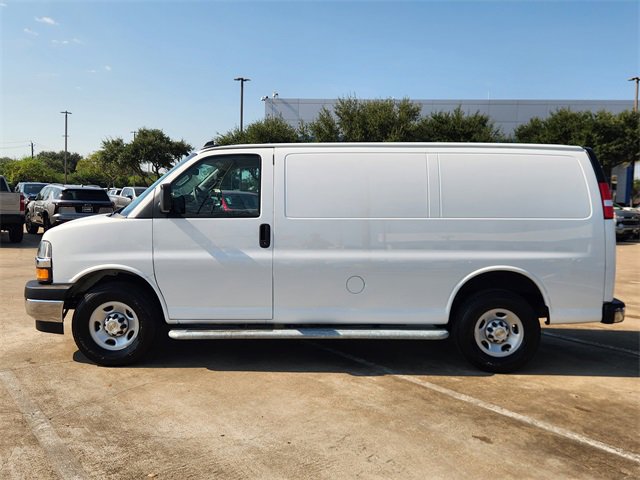 Used 2024 Chevrolet Express 2500 w/ Driver Convenience Package image 4
