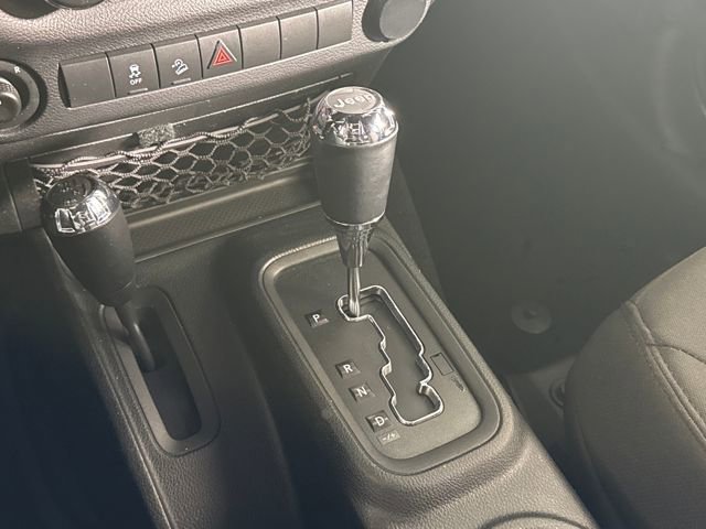 Used 2017 Jeep Wrangler Unlimited Sport image 31