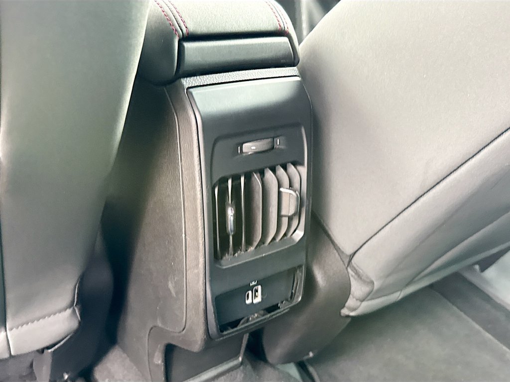 Used 2024 Dodge Hornet GT AWD/4WD image 28