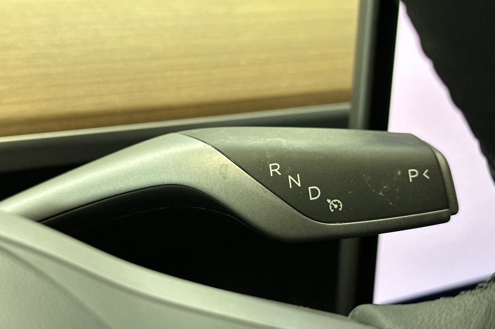 Used 2024 Tesla Model Y Long Range AWD/4WD image 18