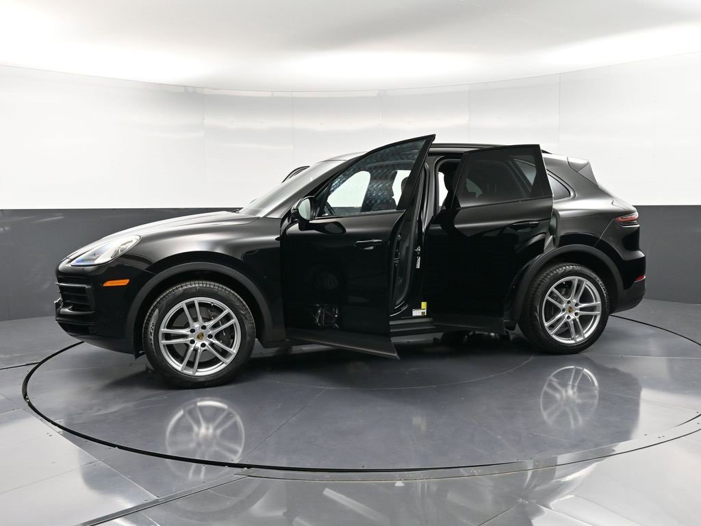 Certified 2023 Porsche Cayenne image 37