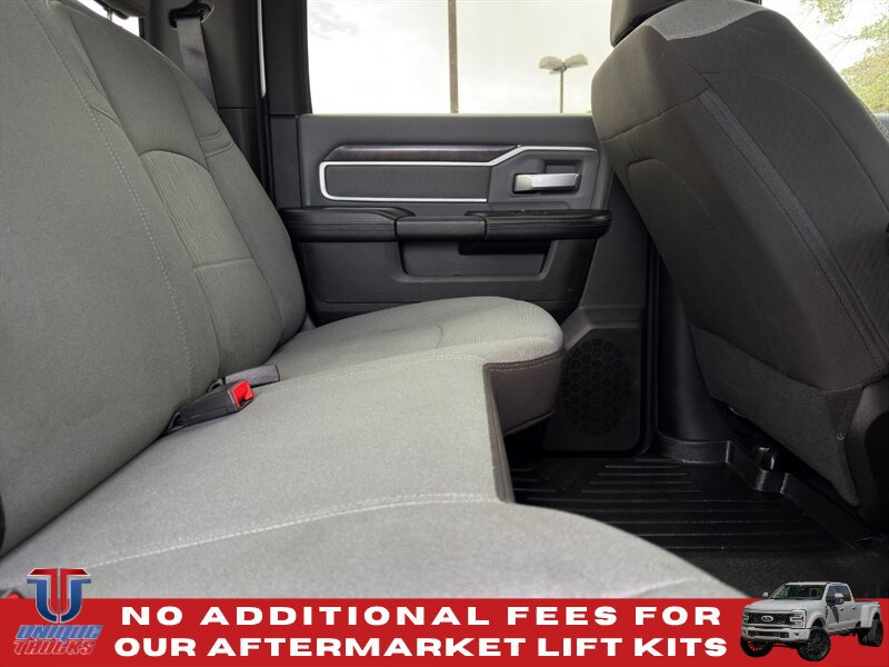 Used 2023 RAM 2500 Big Horn w/ Cold Weather Group AWD/4WD image 29