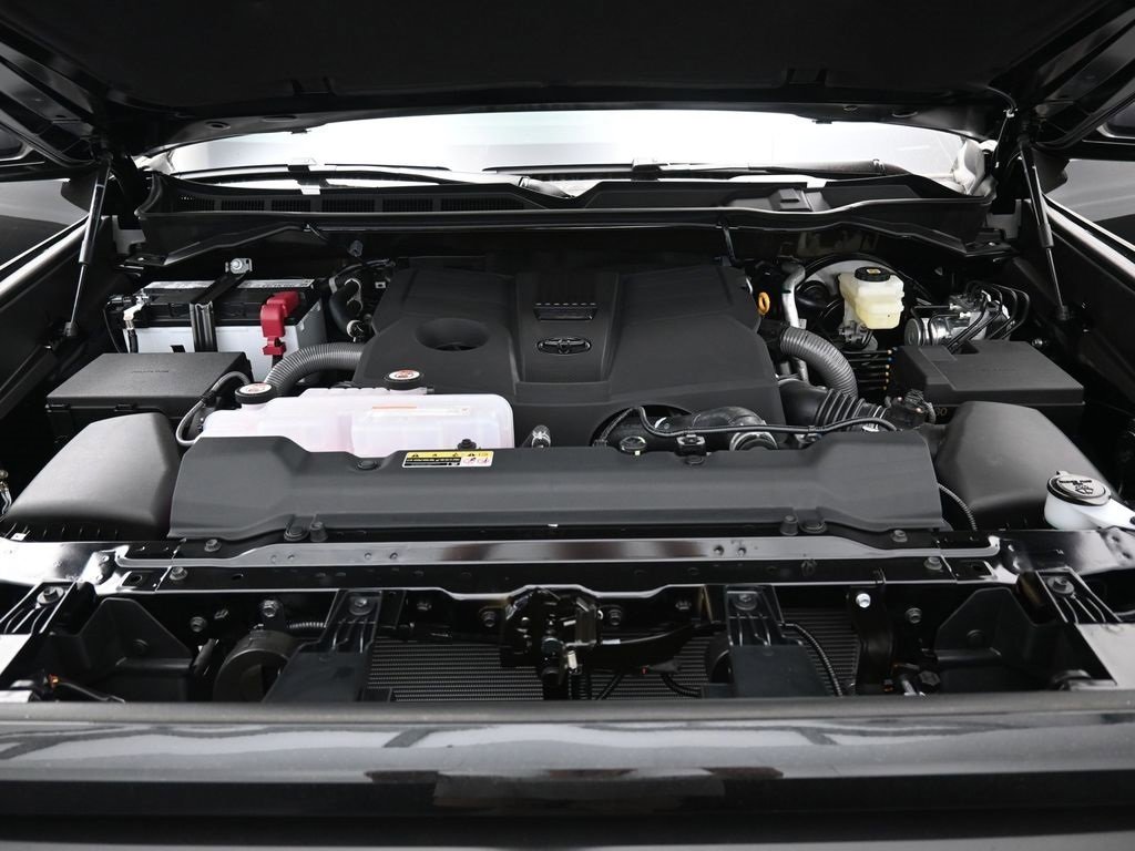 New 2026 Toyota Tundra SR5 image 14