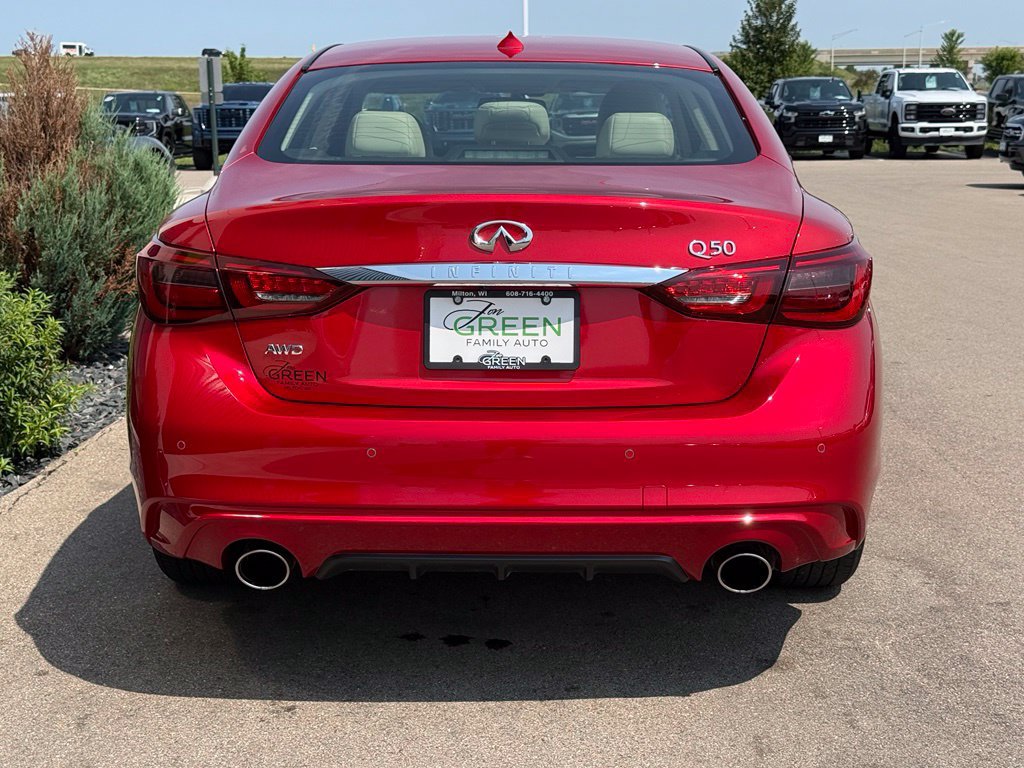 Used 2022 INFINITI Q50 Luxe AWD/4WD image 8