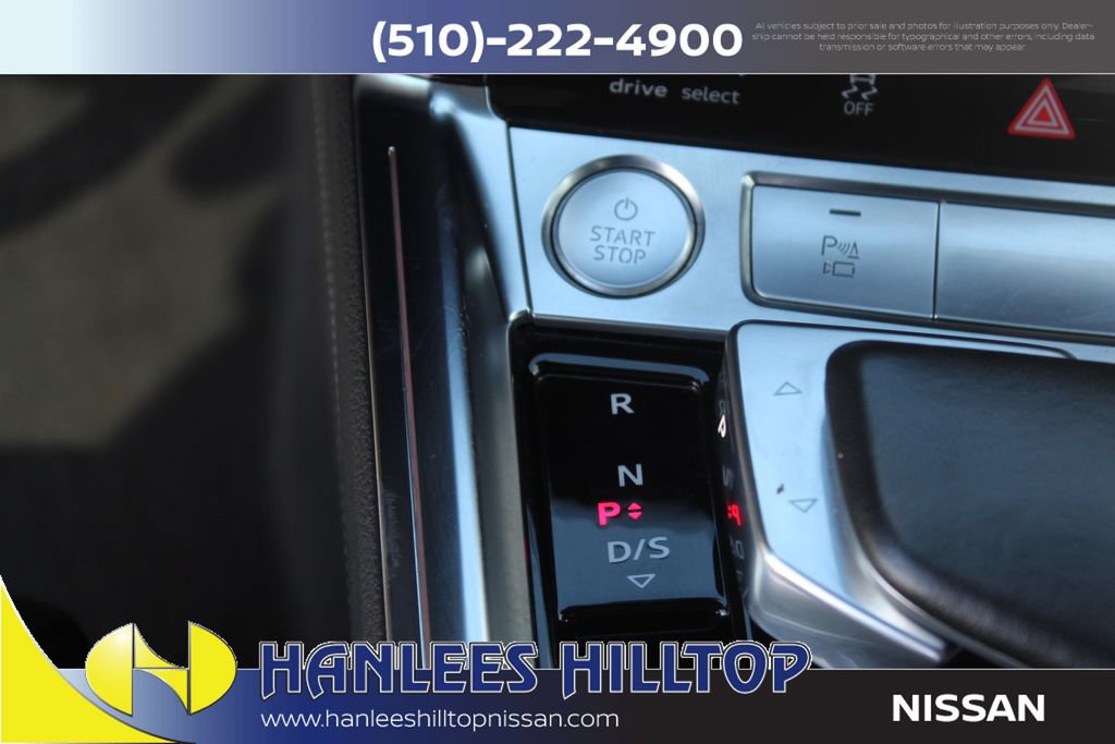 Used 2019 Audi e-tron Prestige w/ Prestige Package AWD/4WD image 23