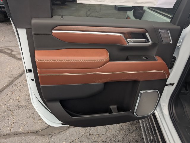 New 2026 GMC Sierra 3500 Denali Ultimate AWD/4WD image 11