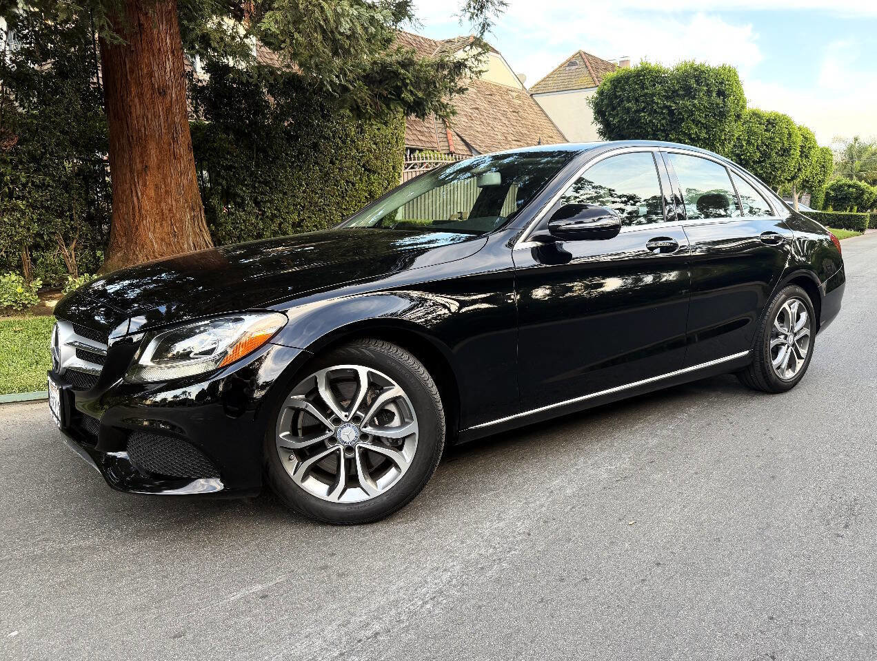 Used 2017 Mercedes-Benz C 300 Sedan image 3
