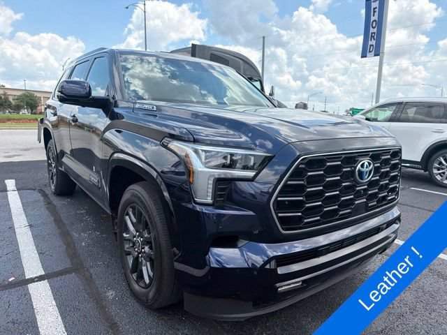 Used 2023 Toyota Sequoia Platinum AWD/4WD image 3